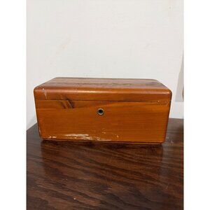 VTG Lane Cedar Wood Jewelry Bx Hinged Lid & Engraving From Robinson Furniture Co